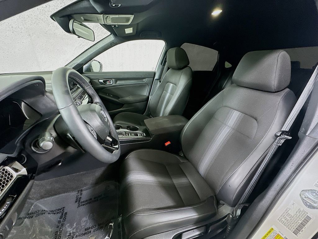 Used 2025 Honda Civic Sport image 15