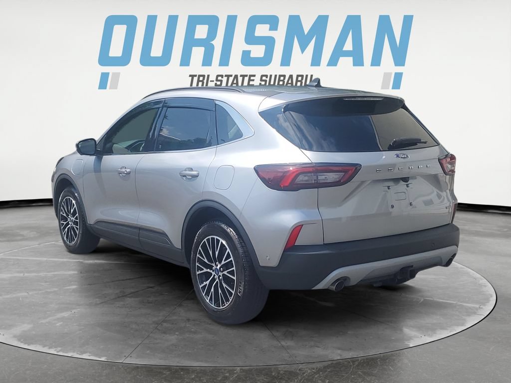 Used 2023 Ford Escape SE w/ PHEV Premium Package FWD image 4