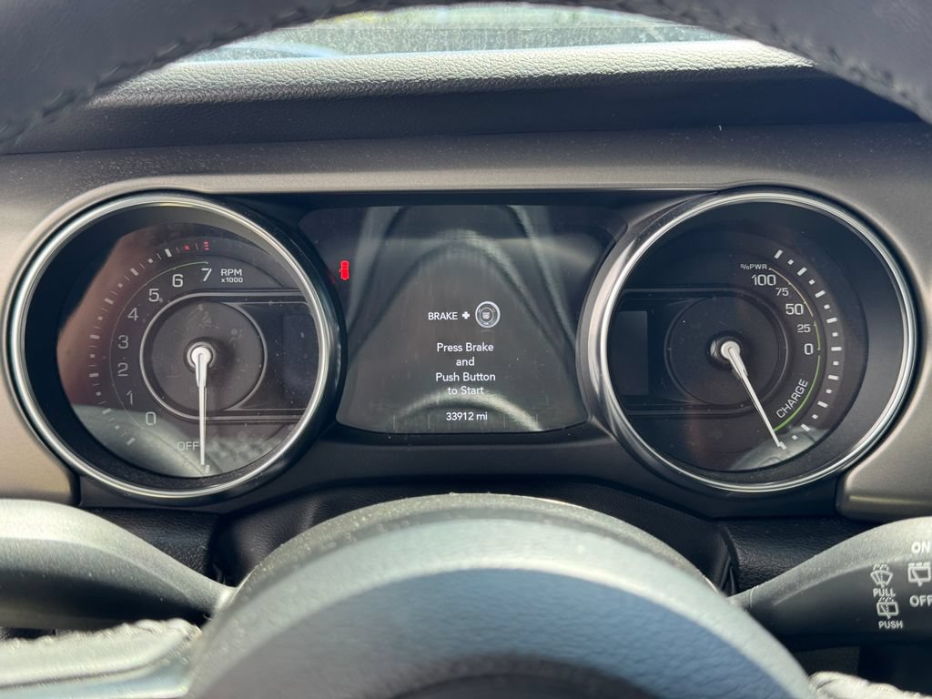 Used 2023 Jeep Wrangler Unlimited AWD/4WD image 15