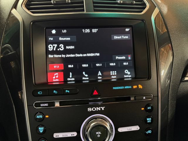 Used 2017 Ford Explorer Limited w/ Equipment Group 301A AWD/4WD image 27