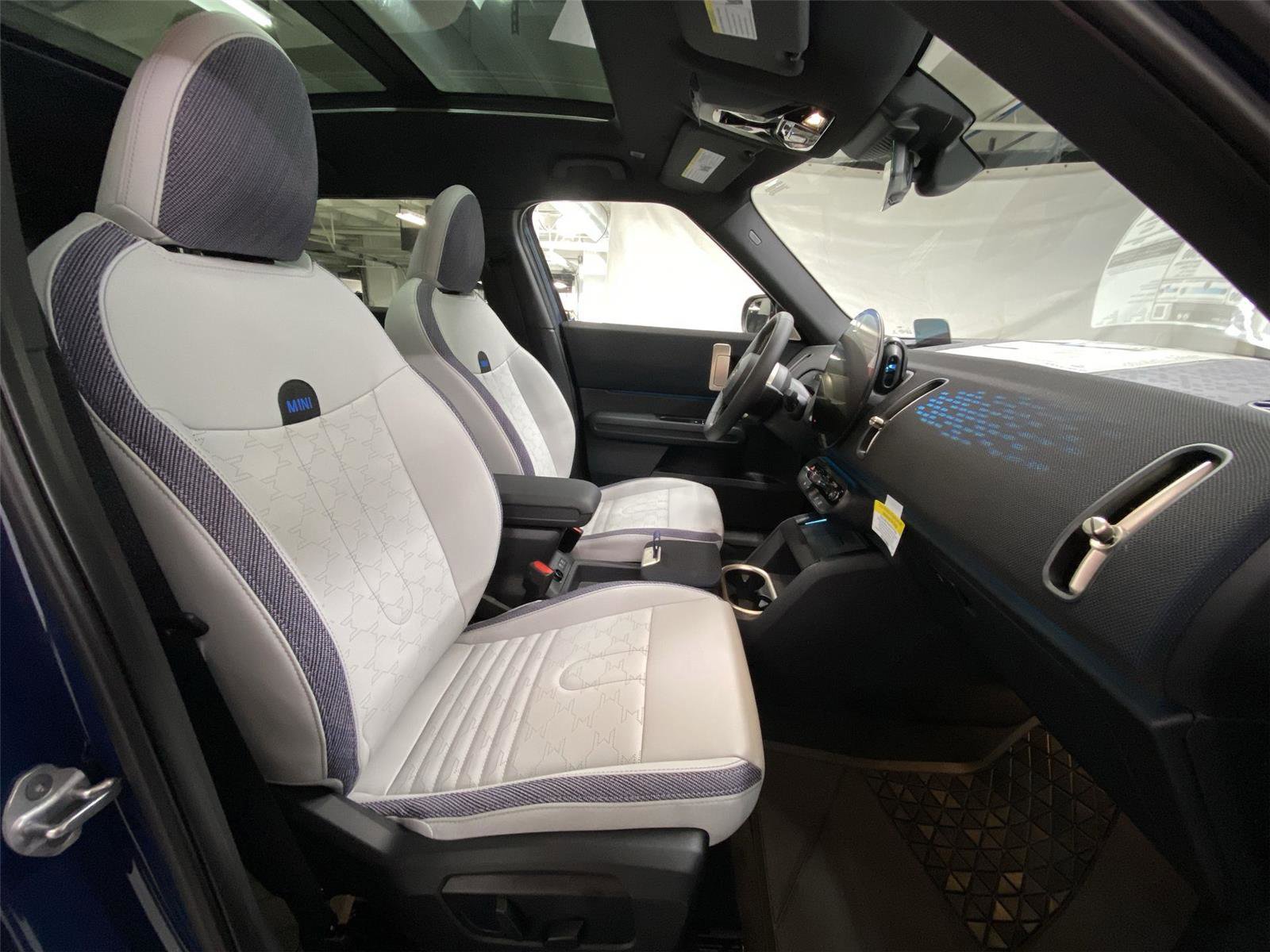 New 2026 MINI Cooper Countryman S w/ Comfort Package Max image 30