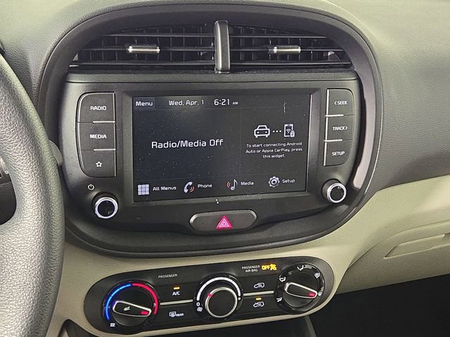 Certified 2025 Kia Soul LX image 19