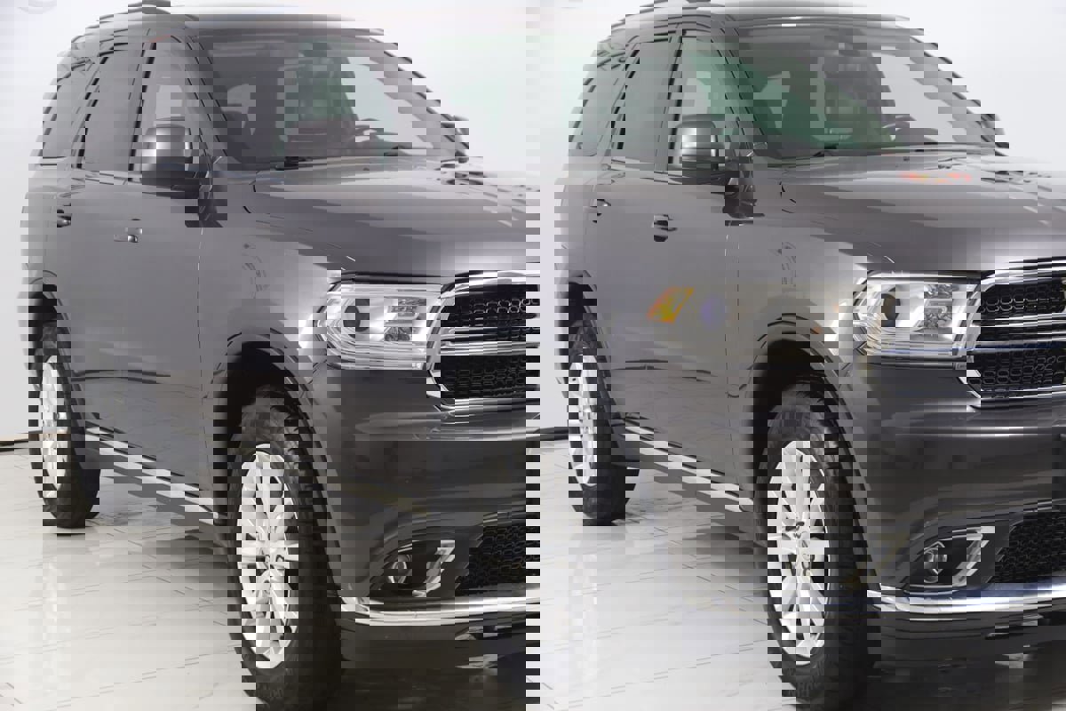 Used 2019 Dodge Durango SXT image 38