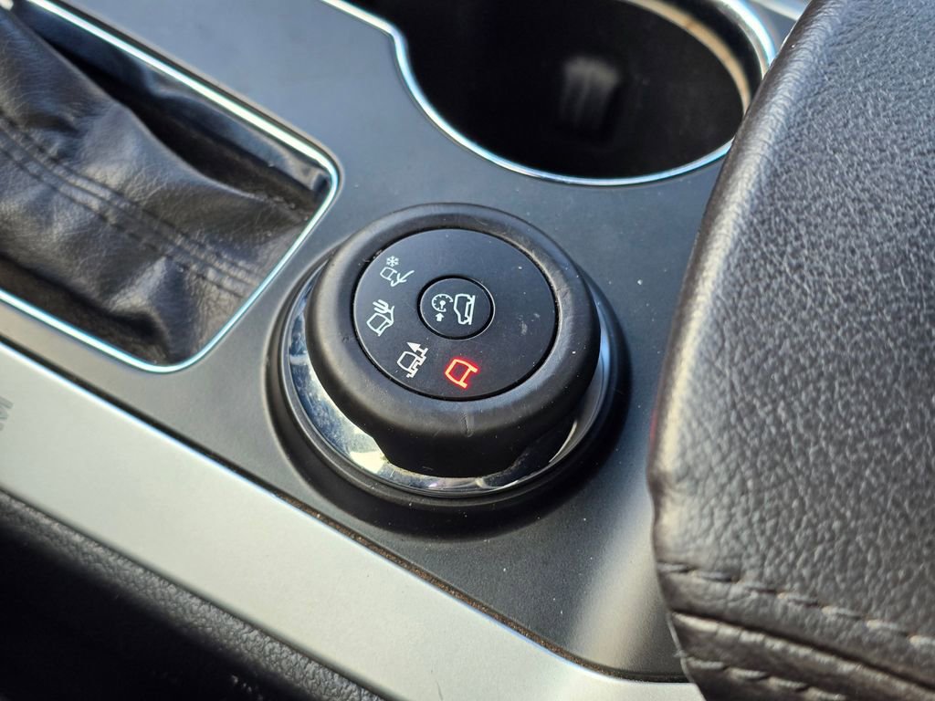 Used 2015 Ford Explorer Limited image 34