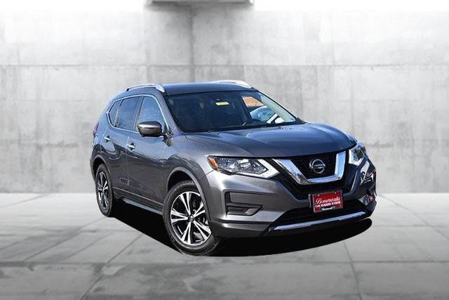 Used 2020 Nissan Rogue SV w/ Premium Package image 2