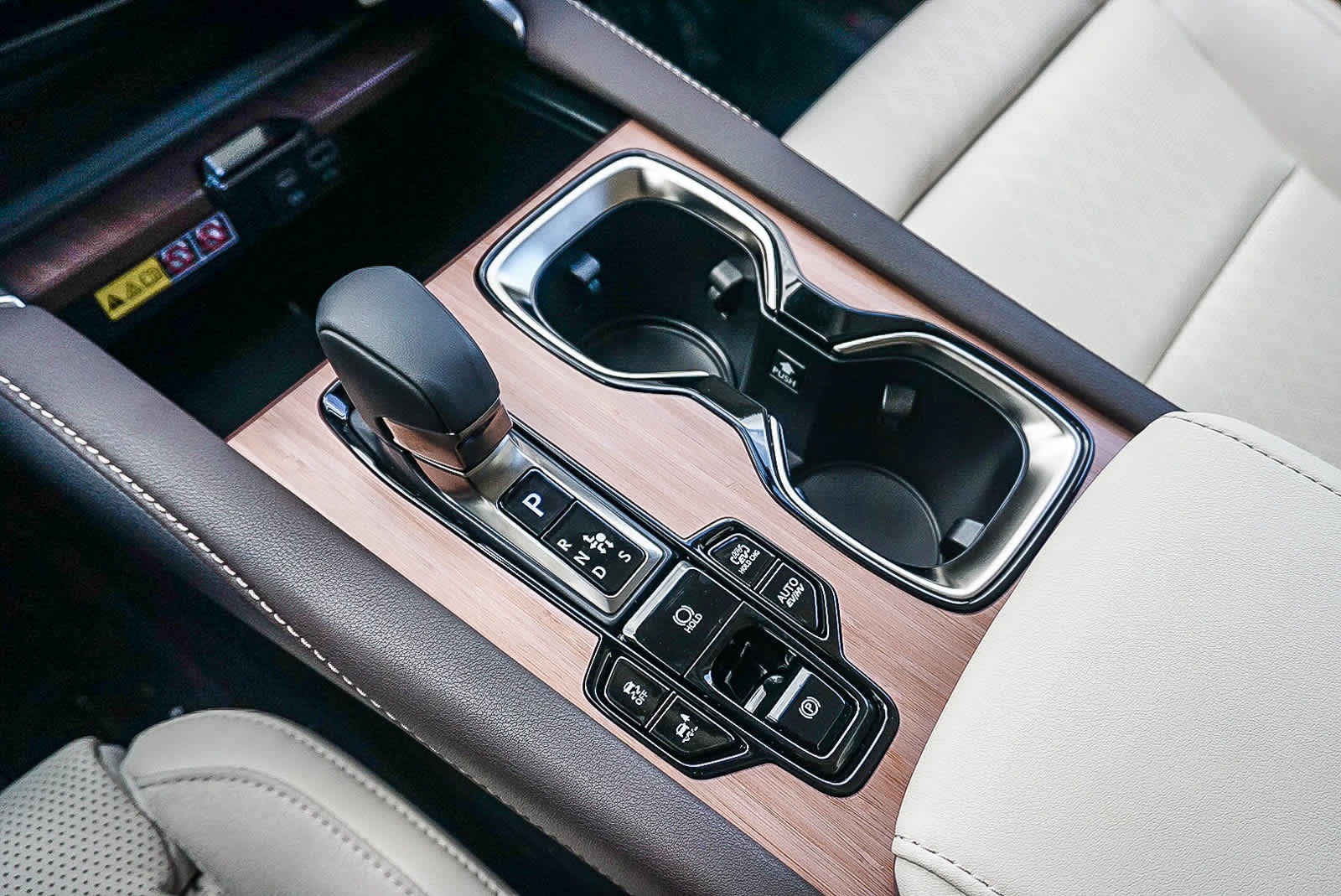 New 2026 Lexus RX 450h Luxury AWD/4WD image 33