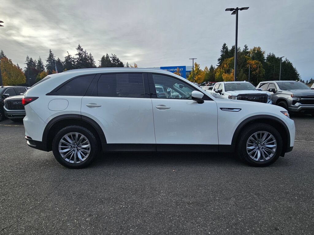 Certified 2024 MAZDA CX-90 Plug-In Hybrid w/ Preferred AWD/4WD image 4