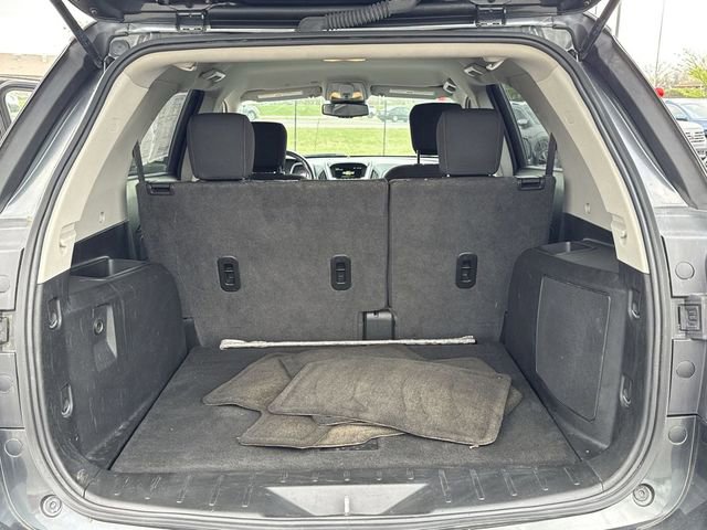Used 2017 Chevrolet Equinox LT w/ Convenience Package image 11