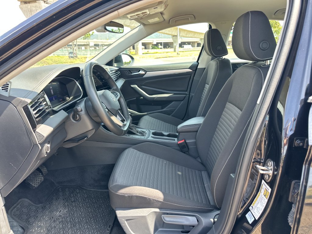 Used 2026 Volkswagen Jetta S FWD image 12
