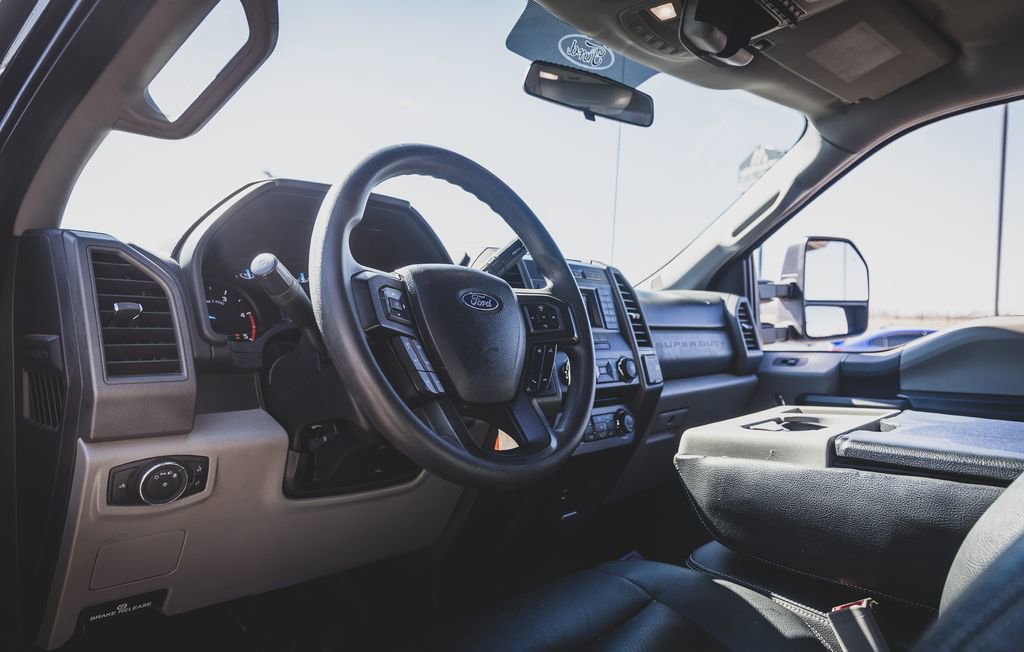 Used 2017 Ford F250 XL w/ STX Appearance Package image 2