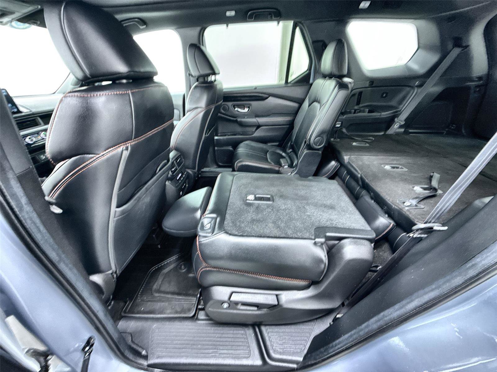 Certified 2024 Honda Pilot TrailSport image 25