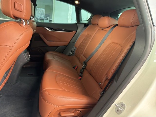 Certified 2023 Maserati Levante GT image 17