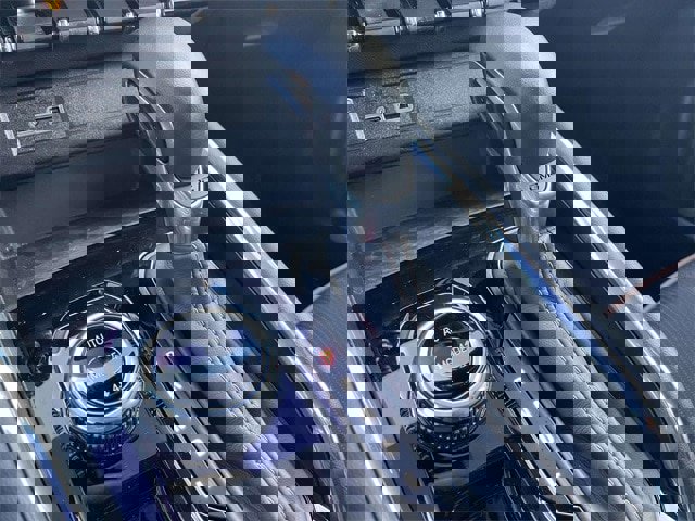 Used 2023 GMC Canyon AT4 w/ Technology Package image 7