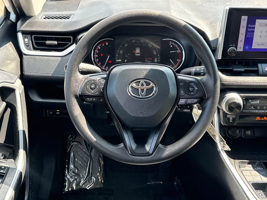 Used 2024 Toyota RAV4 LE AWD/4WD image 13