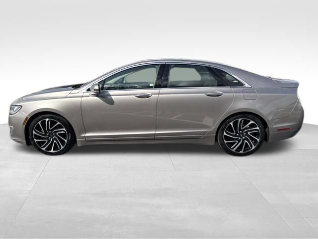Used 2020 Lincoln MKZ w/ Convenience Package FWD image 4