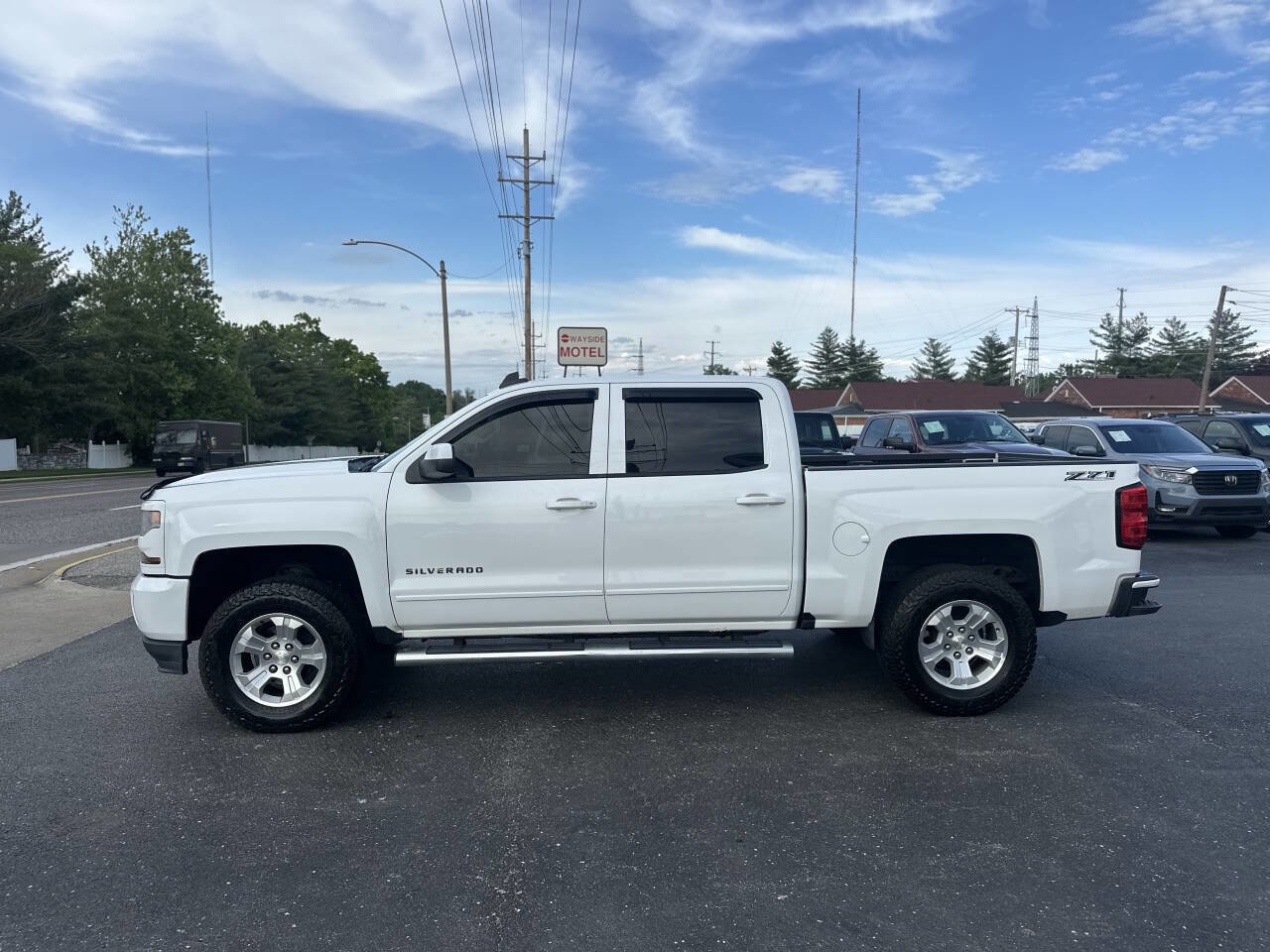 Used 2016 Chevrolet Silverado 1500 LT w/ All Star Edition AWD/4WD image 4
