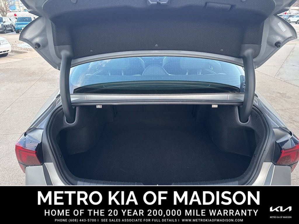 Used 2025 Kia K5 GT-Line image 28