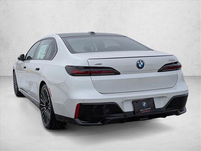 Certified 2026 BMW 750e xDrive AWD/4WD image 9