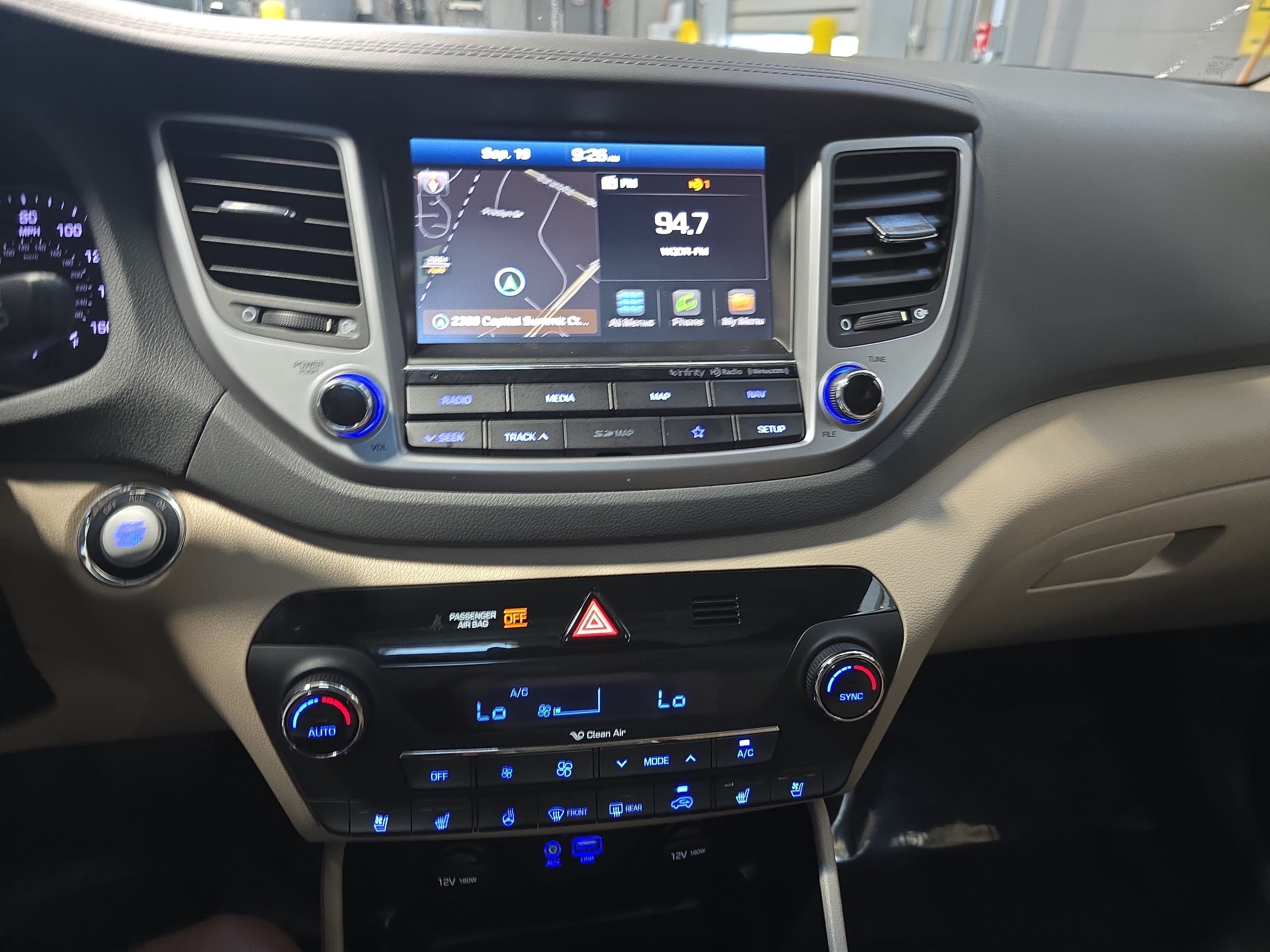 Used 2018 Hyundai Tucson Limited w/ Ultimate Package 02 FWD image 19
