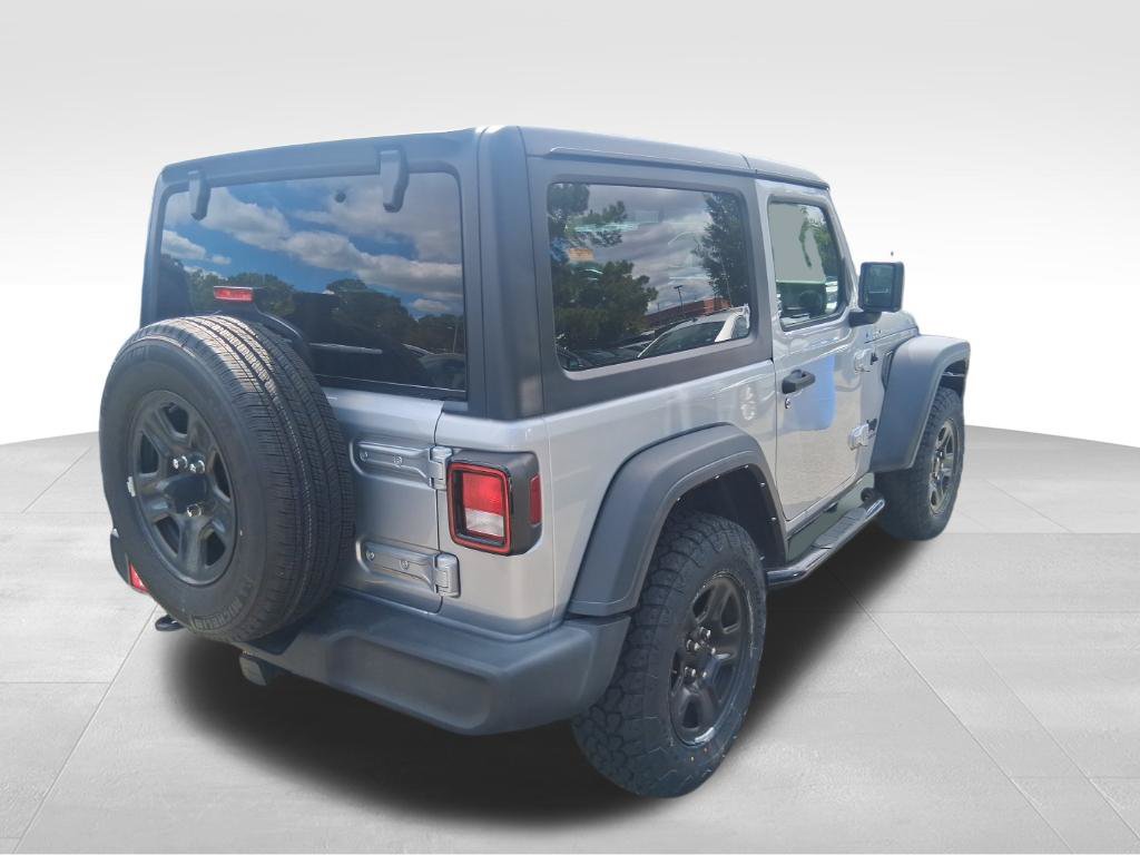 Used 2022 Jeep Wrangler Sport AWD/4WD image 7