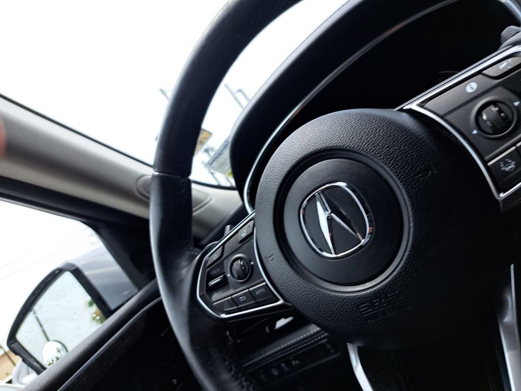 Certified 2022 Acura MDX SH-AWD w/ Advance Package image 17