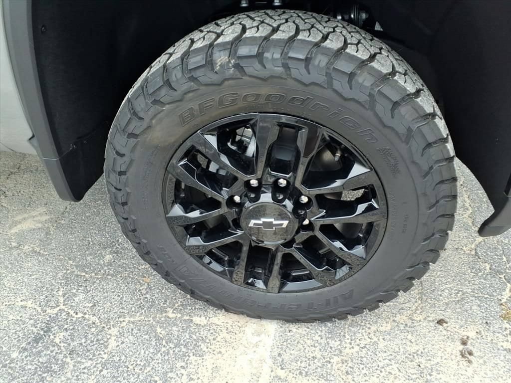 New 2026 Chevrolet Silverado 2500 LTZ w/ Trail Boss Package AWD/4WD image 11
