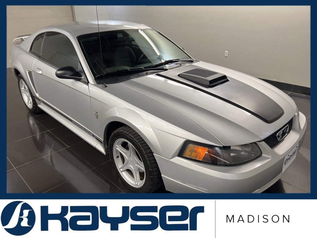Used 2001 Ford Mustang Coupe image 1