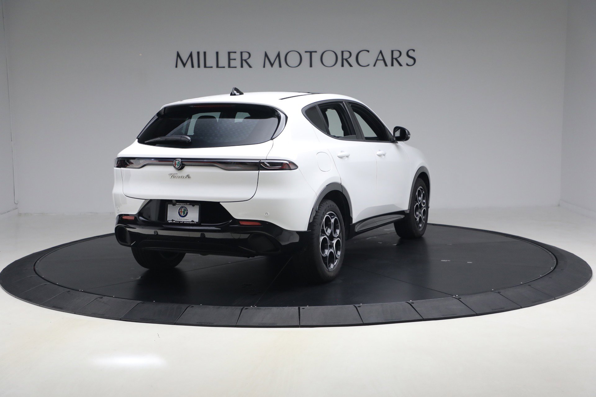 Used 2025 Alfa Romeo Tonale image 7