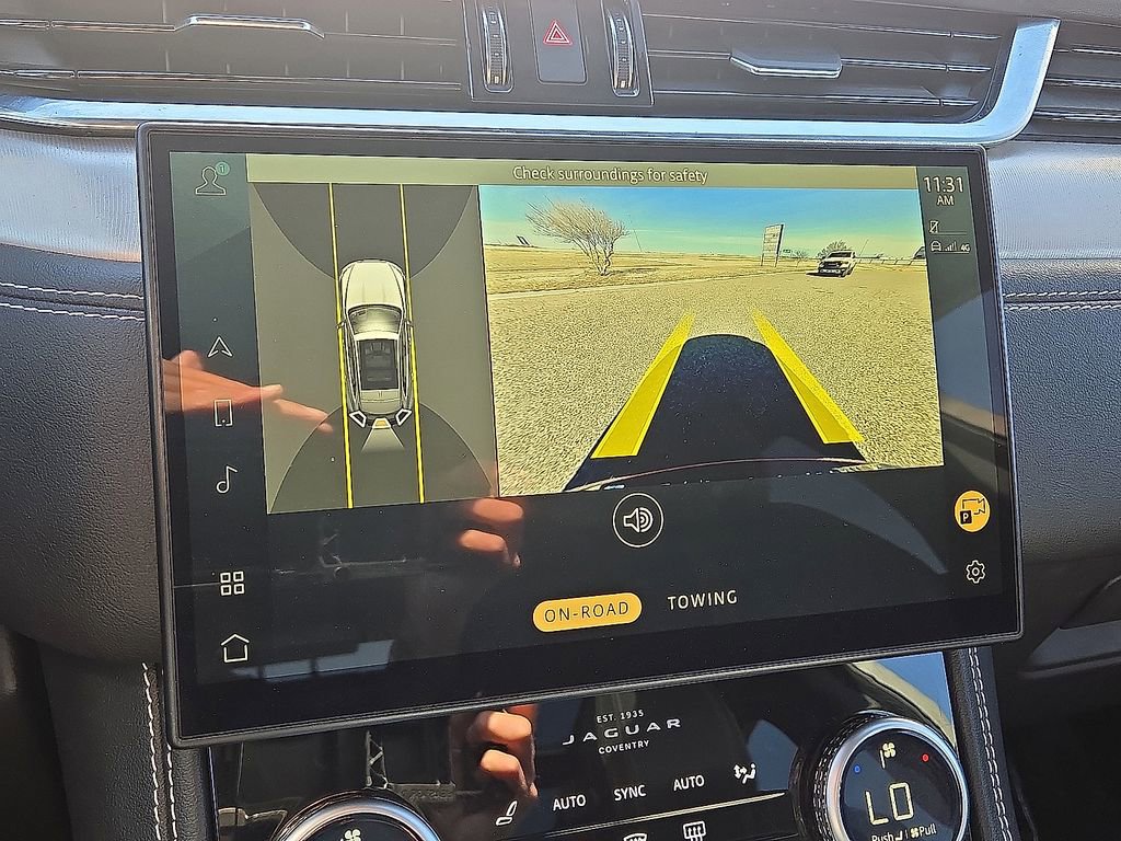 Used 2024 Jaguar F-PACE R-Dynamic S image 27