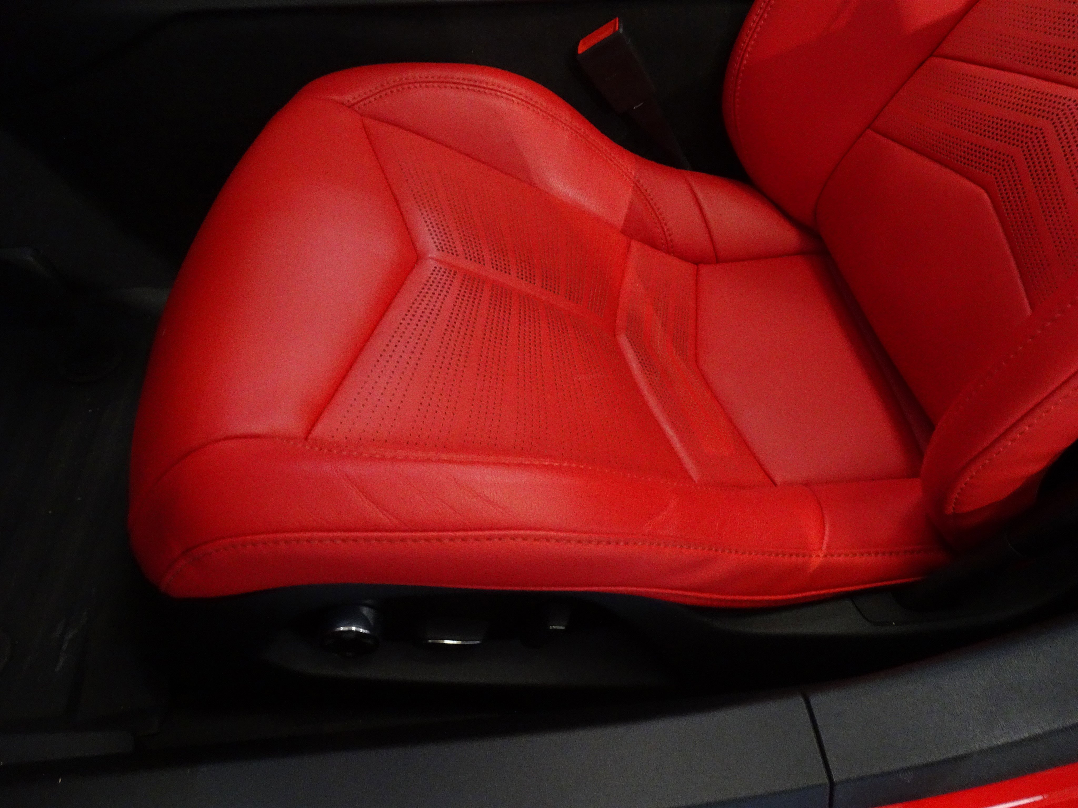 Used 2024 Chevrolet Corvette Stingray Preferred Conv image 15