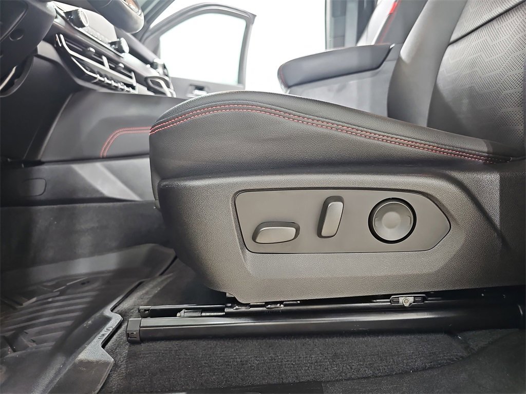 Certified 2023 Chevrolet Colorado Z71 w/ Z71 Convenience Package 2 image 32