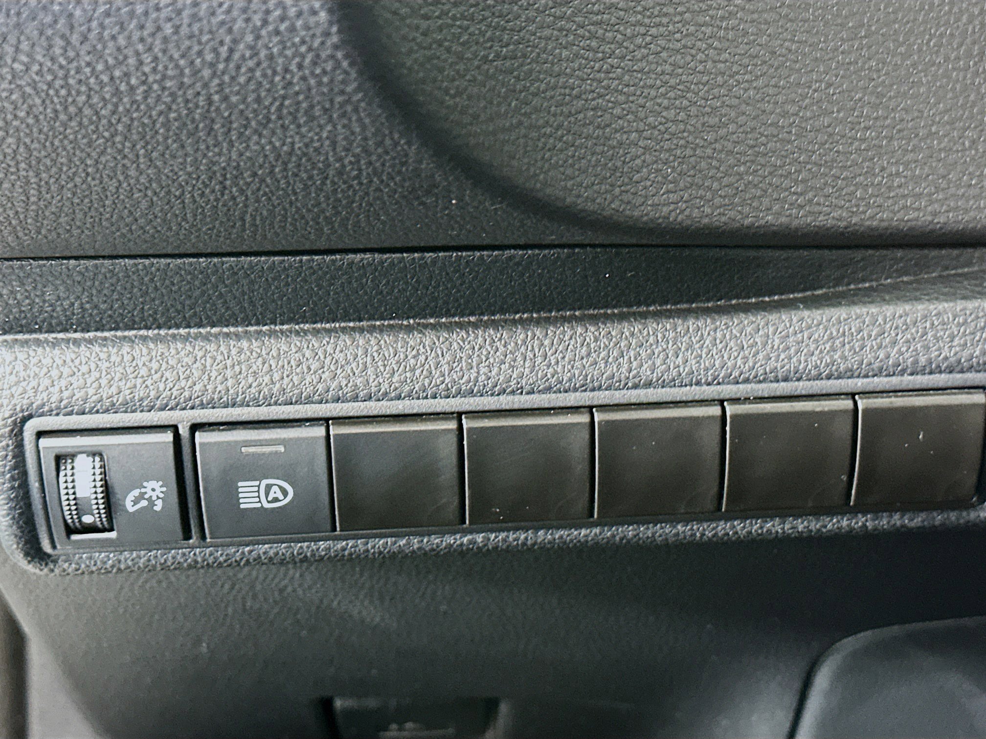 Used 2024 Toyota Corolla LE image 16