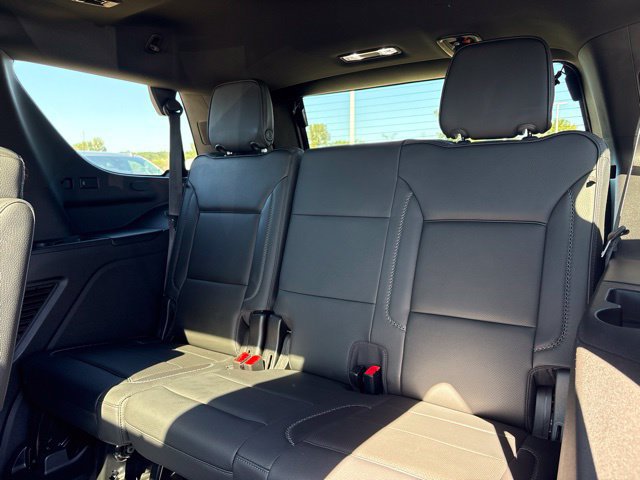 Used 2021 GMC Yukon Denali w/ Denali Premium Package AWD/4WD image 34