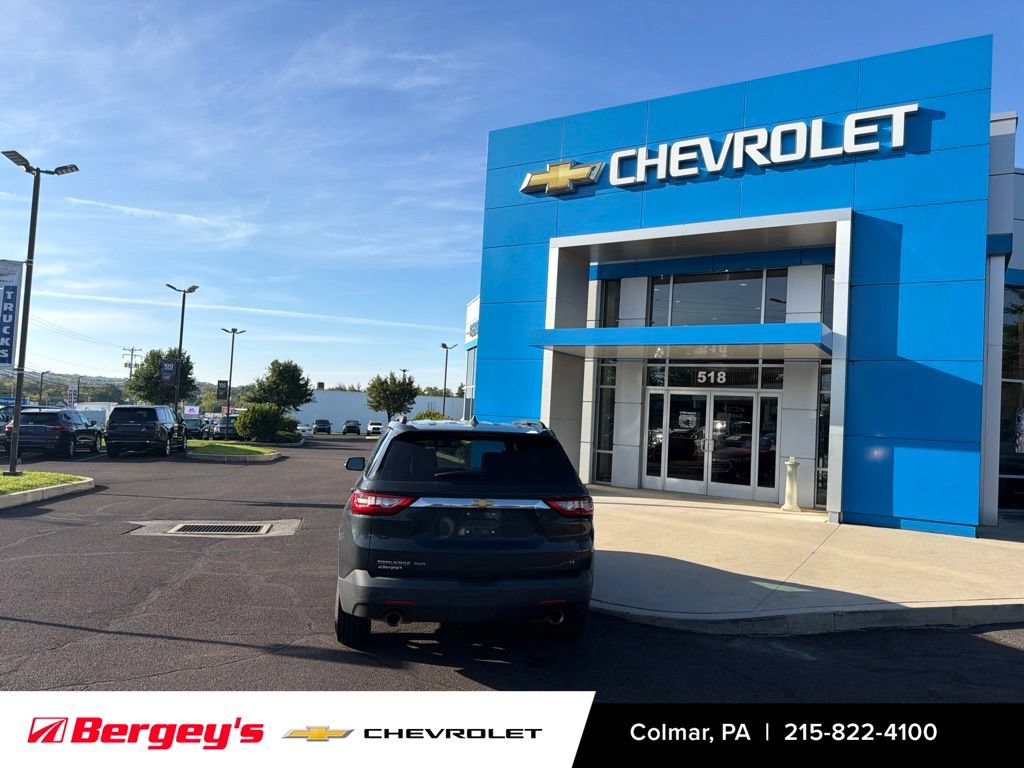 Certified 2020 Chevrolet Traverse LT w/ LT Premium Package AWD/4WD image 5