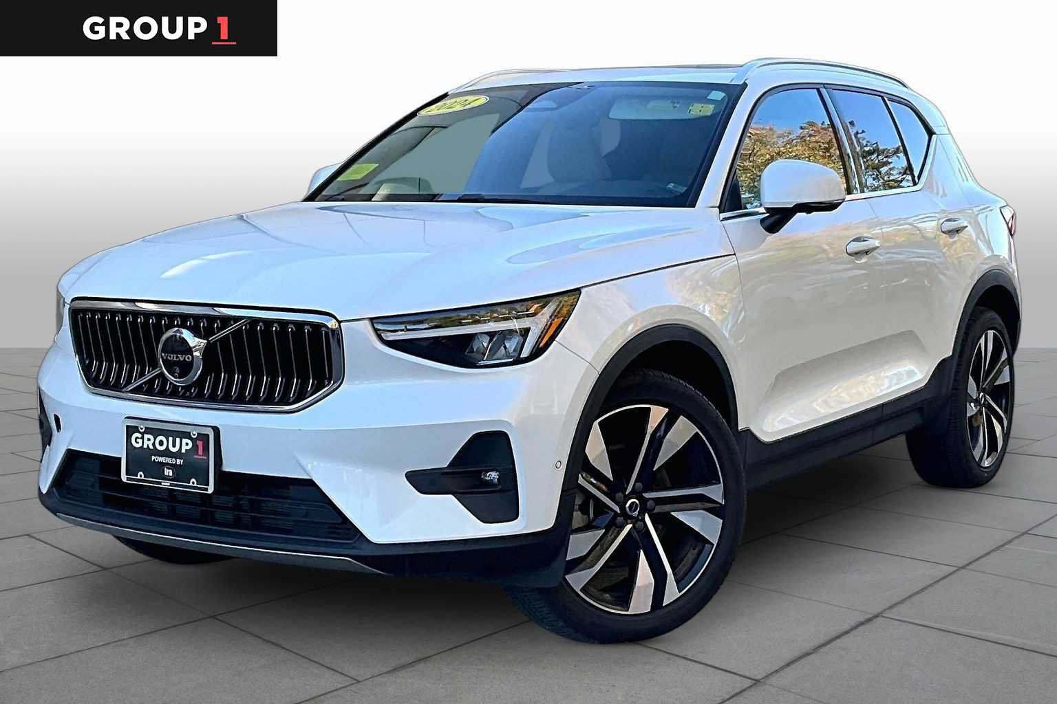 Certified 2024 Volvo XC40 B5 Plus w/ Protection Package Premier