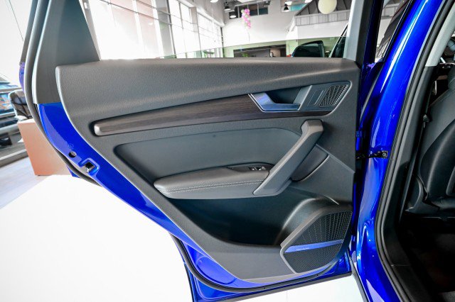 Used 2024 Audi Q5 e Premium Plus image 20