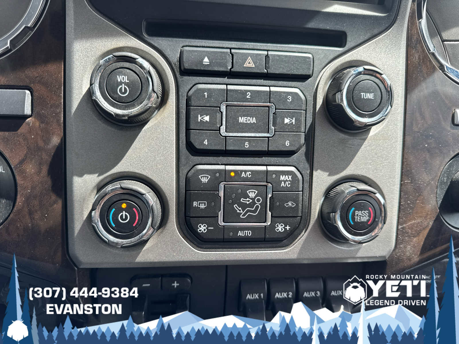Used 2015 Ford F350 Platinum AWD/4WD image 30