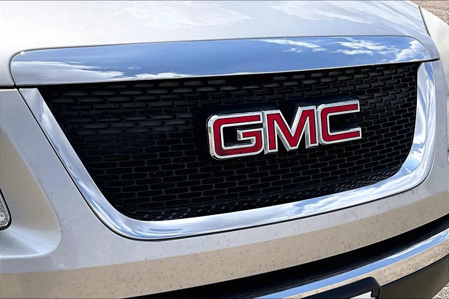 Used 2008 GMC Acadia SLT w/ Convenience Package FWD image 30