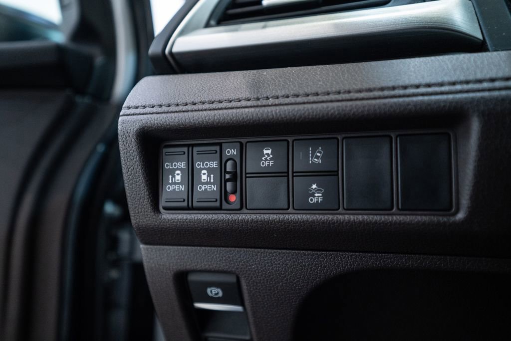 Used 2019 Honda Odyssey EX image 21