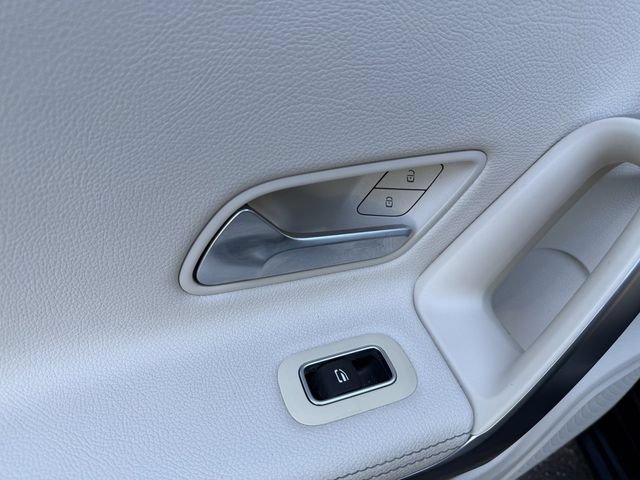 Used 2022 Mercedes-Benz A 220 4MATIC image 28