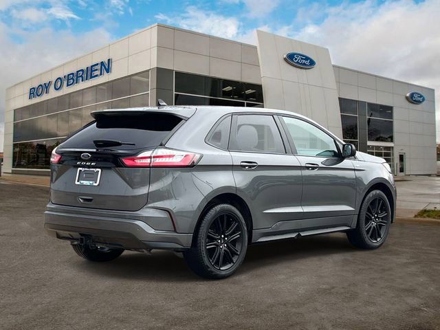 Used 2023 Ford Edge ST-Line w/ Class II Trailer Tow Package image 5