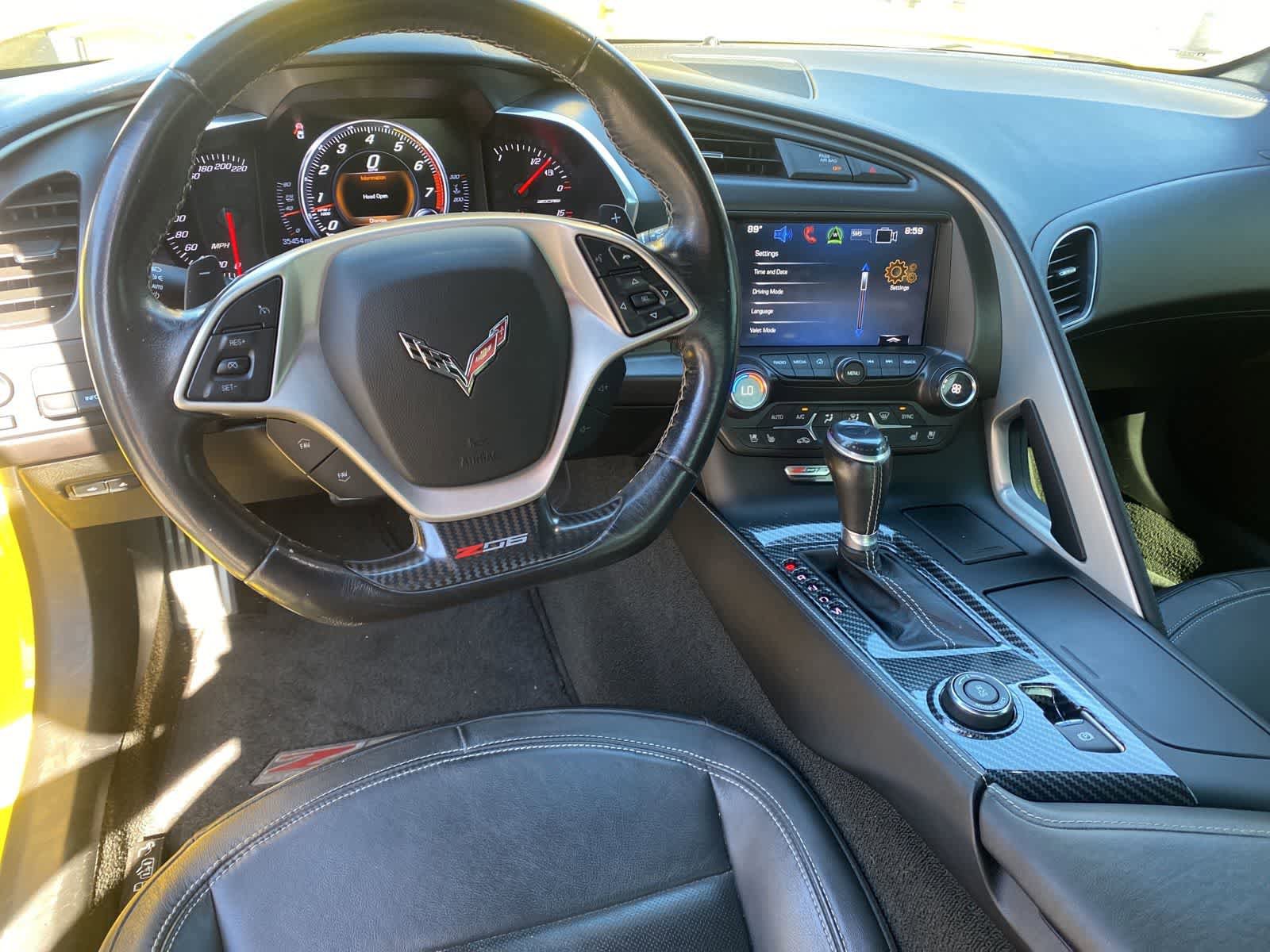 Used 2018 Chevrolet Corvette Z06 RWD image 12