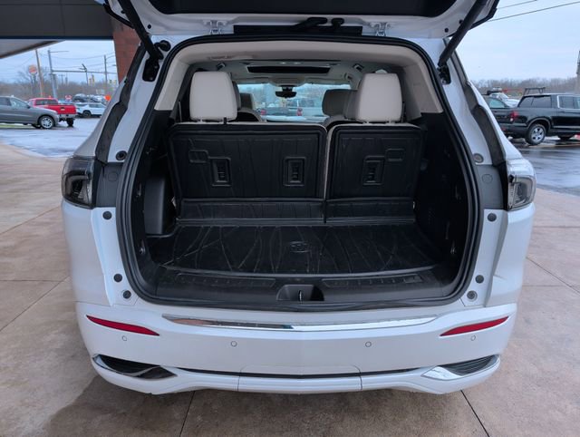 Certified 2023 Buick Enclave Avenir w/ Avenir Technology Package AWD/4WD image 22