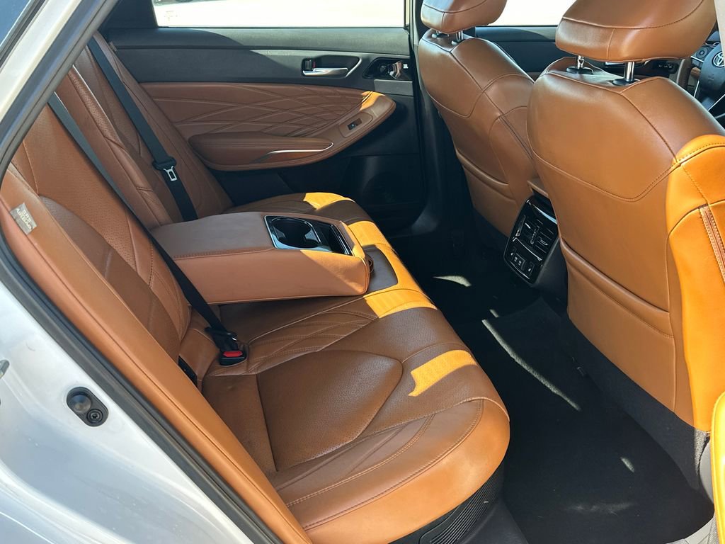 Used 2020 Toyota Avalon Limited w/ Advanced Safety Package image 13