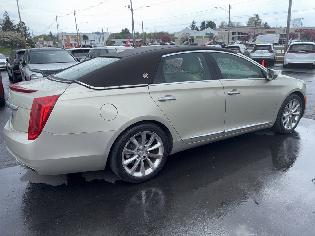 Used 2013 Cadillac XTS Luxury w/ Driver Awareness Package FWD image 4