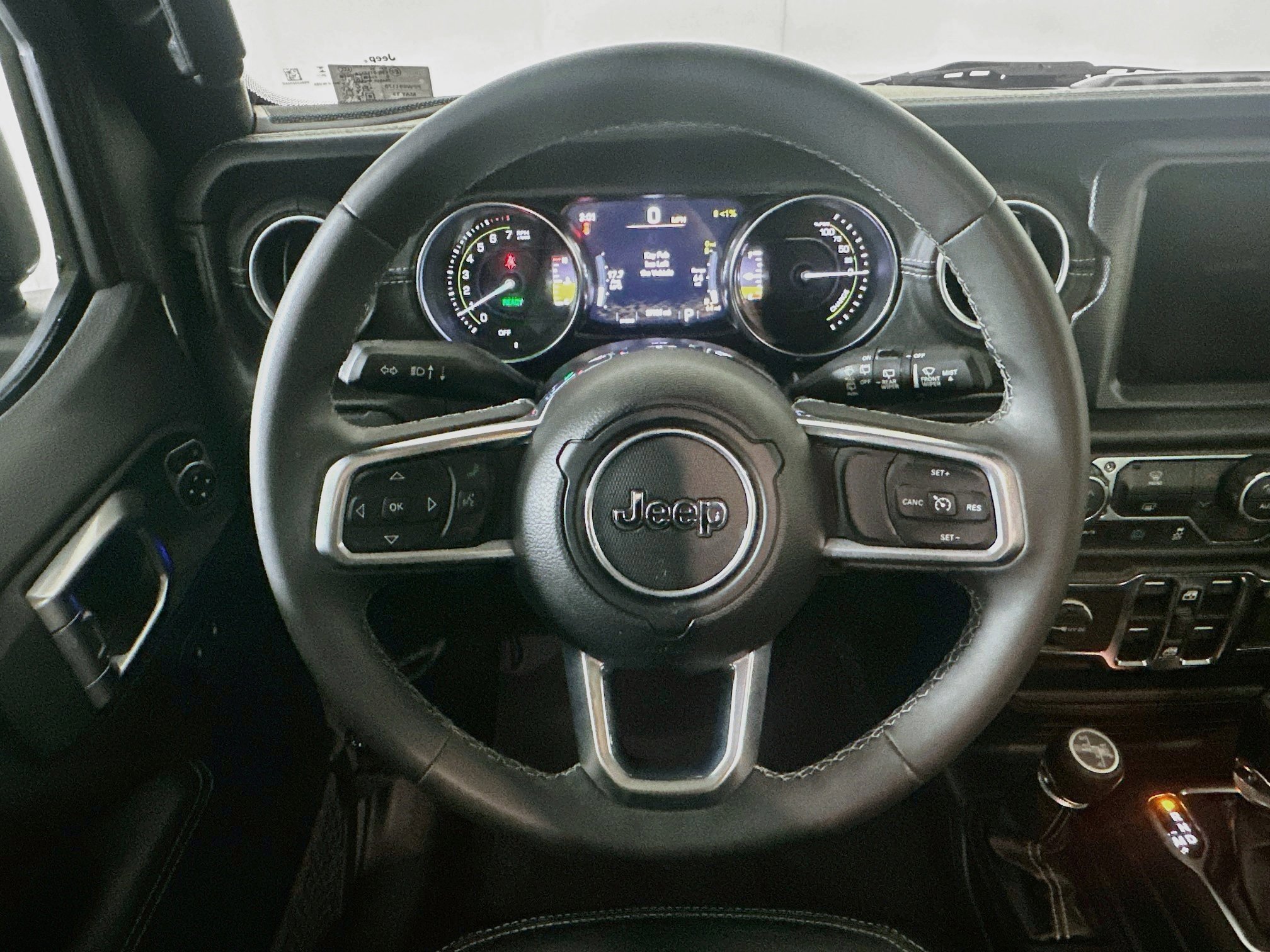 Used 2023 Jeep Wrangler Unlimited Sahara AWD/4WD image 17