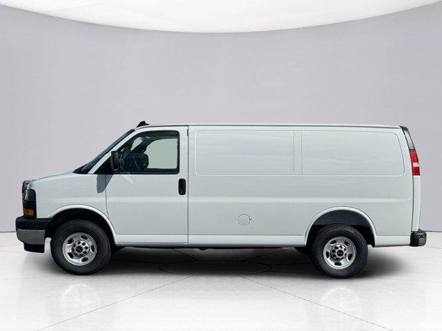 New 2025 GMC Savana 2500 w/ Driver Convenience Package image 10
