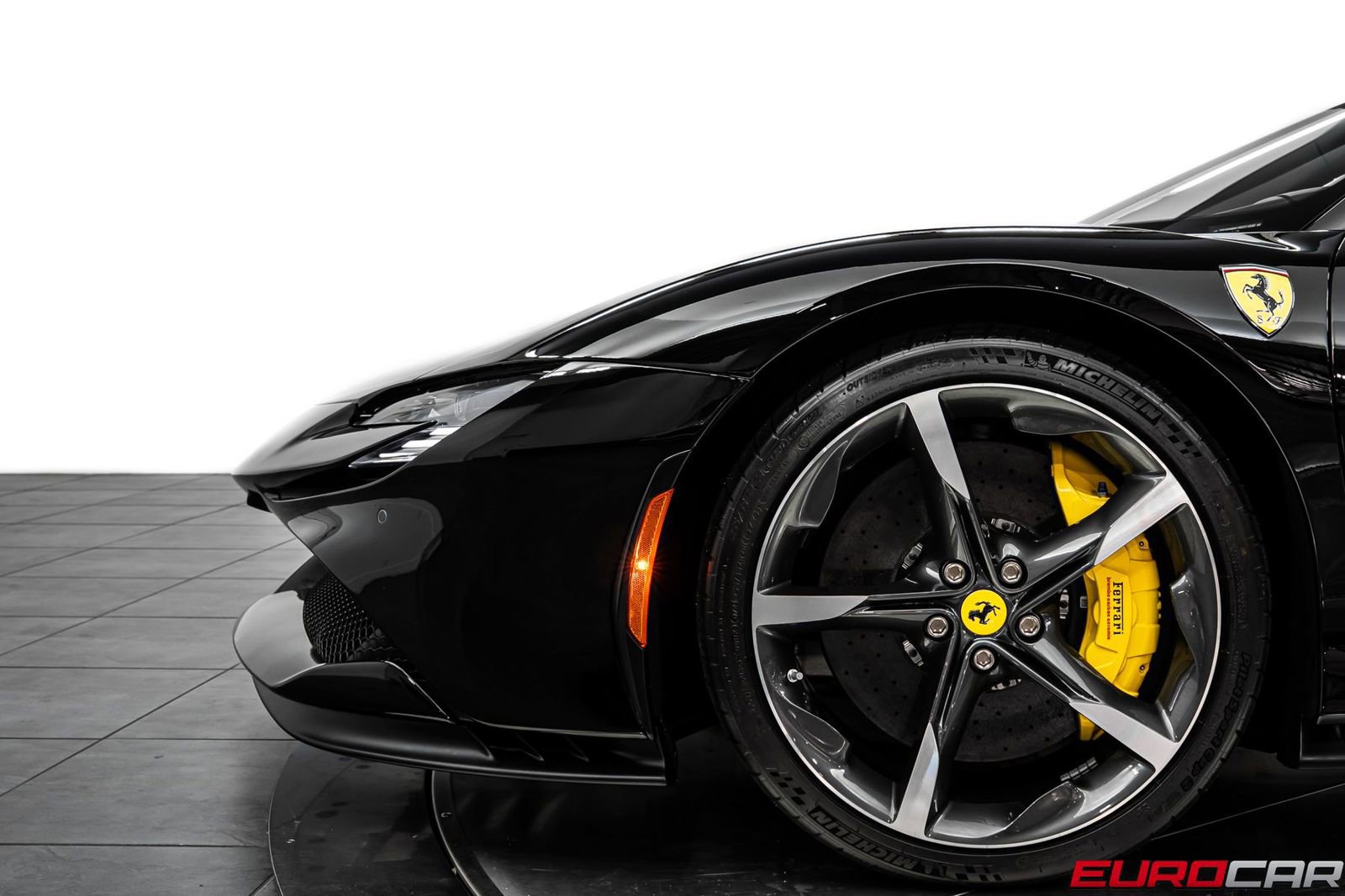 Used 2024 Ferrari SF90 Spider AWD/4WD image 19