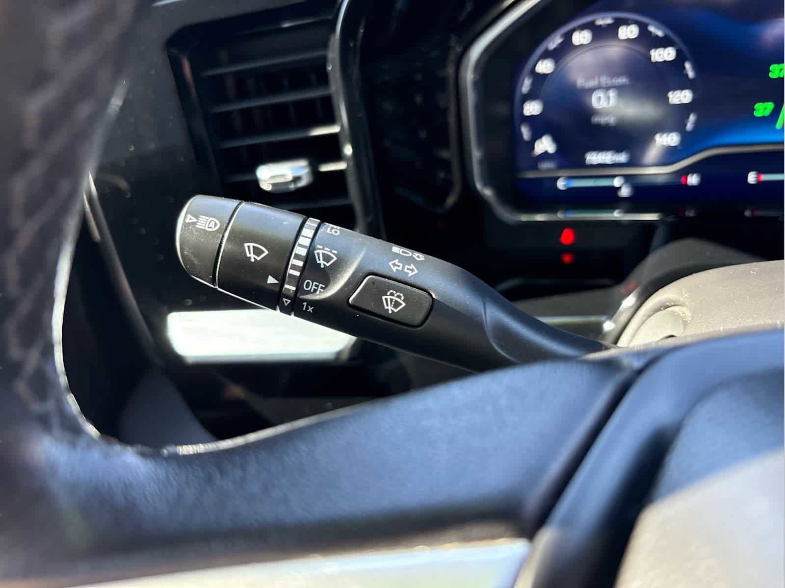 Used 2022 Chevrolet Silverado 1500 LT image 26