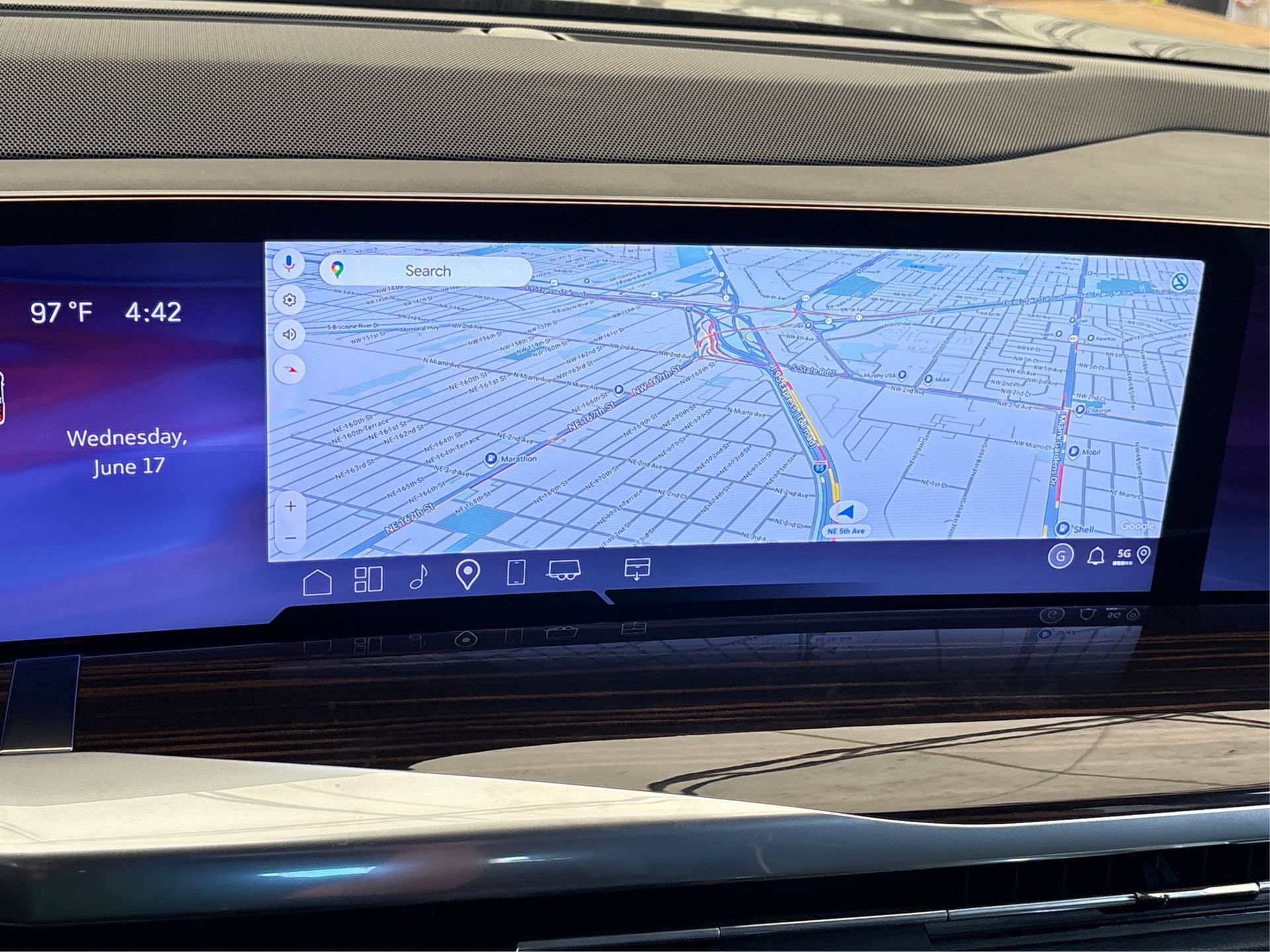 New 2026 Cadillac Escalade ESV Luxury AWD/4WD image 23